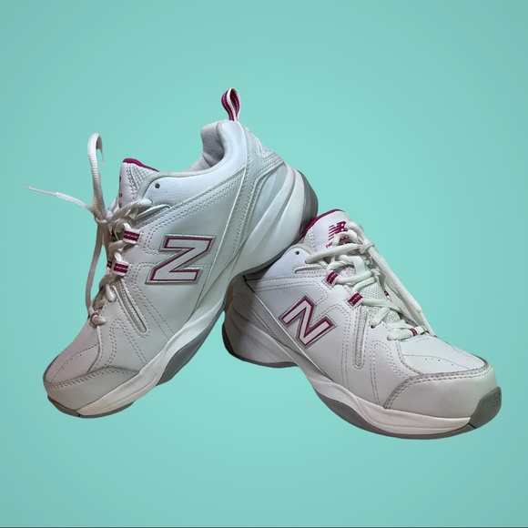 New Balance Women’s 608 V4 Size 8.5 - Picture 1 of 6